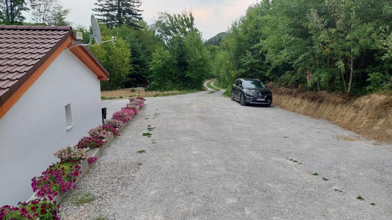 Apartmany Nad Tajovom Banská Bystrica Exteriör bild