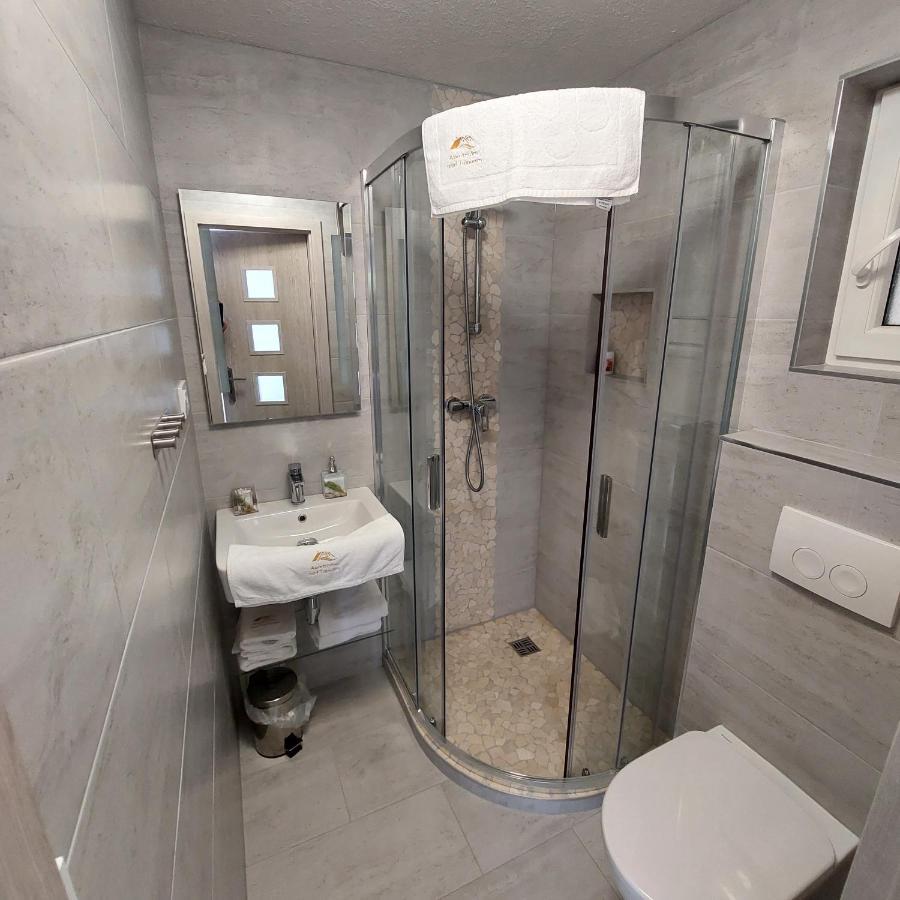 Apartmany Nad Tajovom Banská Bystrica Exteriör bild