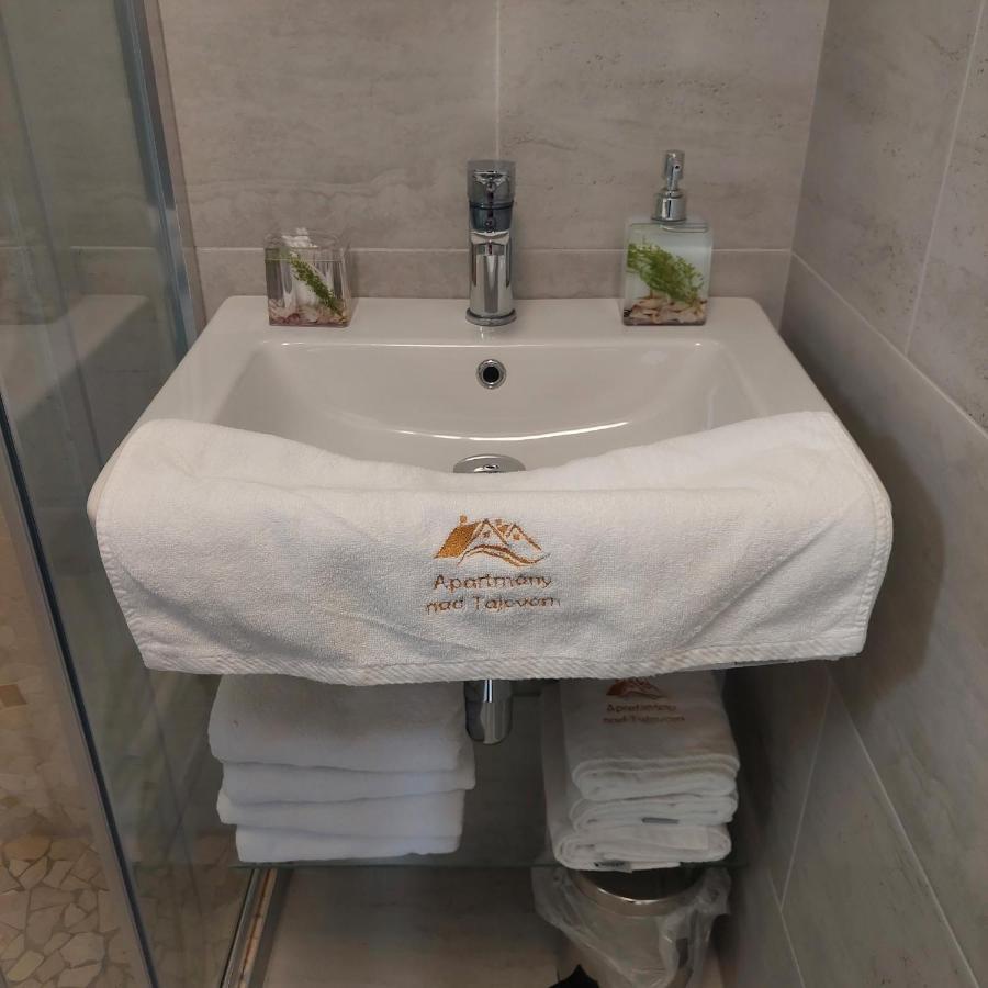 Apartmany Nad Tajovom Banská Bystrica Exteriör bild